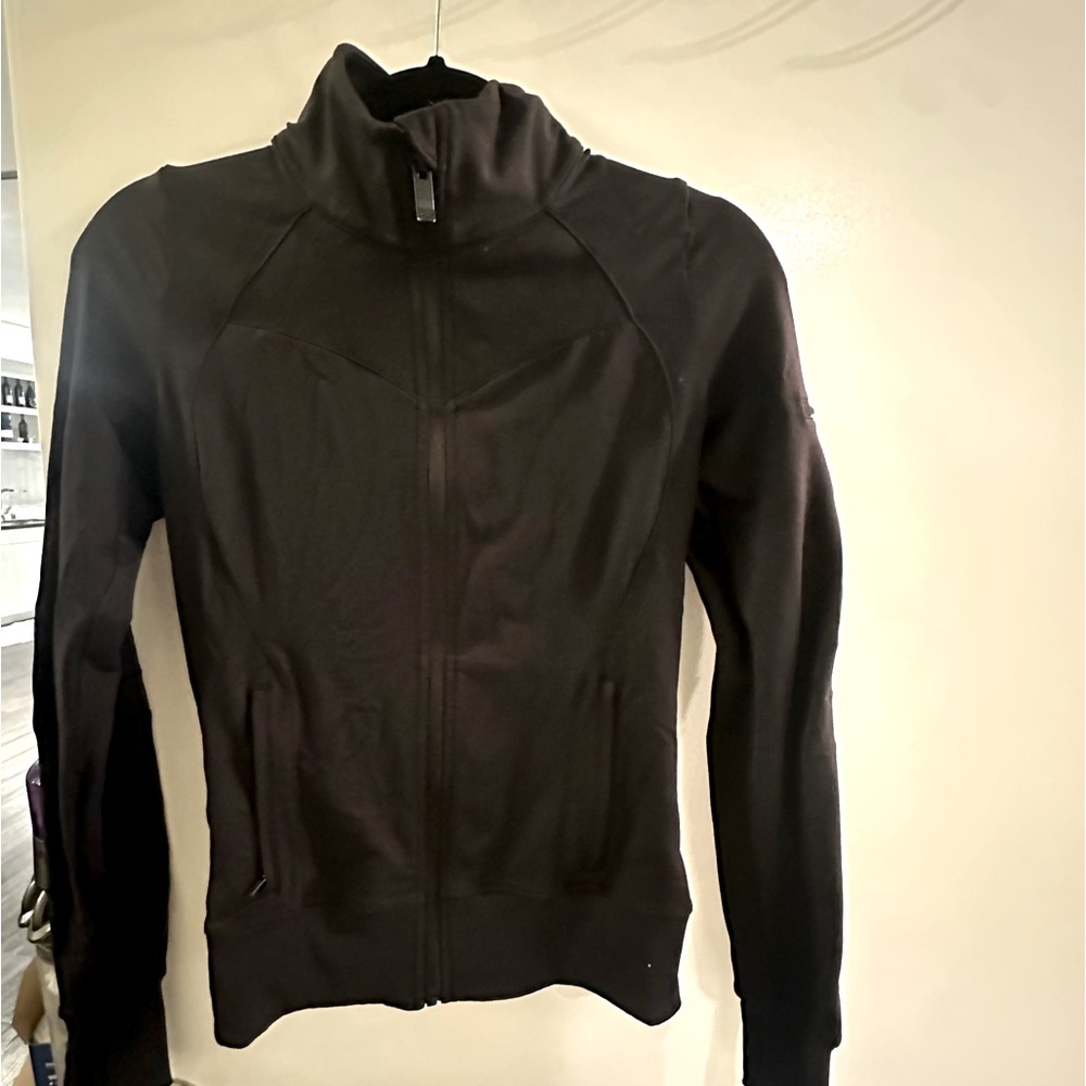 Alo zip up jacket